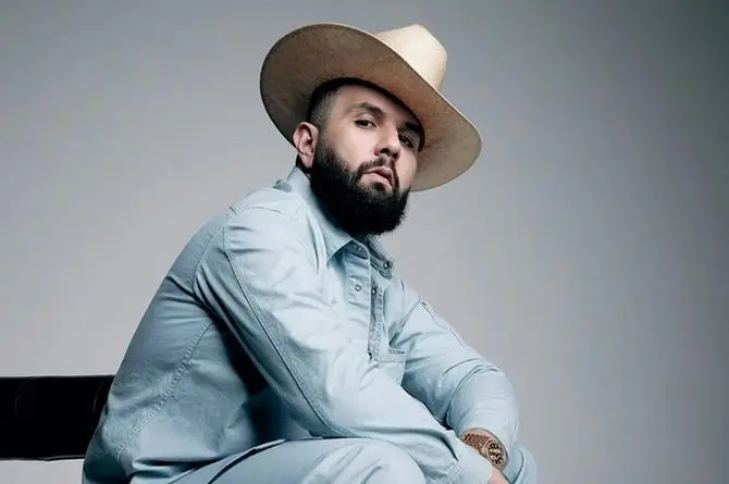 ¡Carín León tiene dengue! Pospone gira de conciertos 